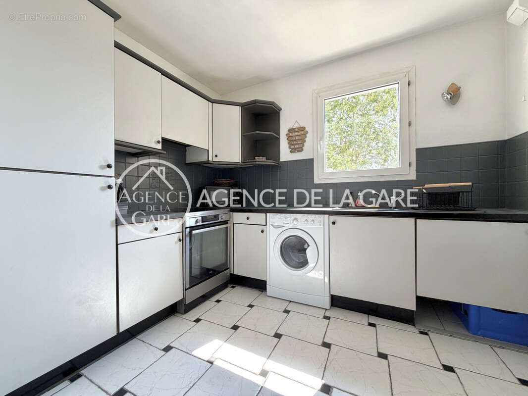 Appartement 68 m² à Yerres  - photo 2