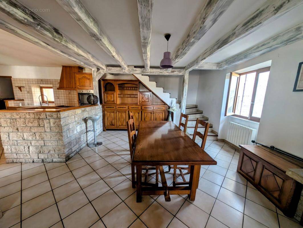 Maison à BRANOUX-LES-TAILLADES