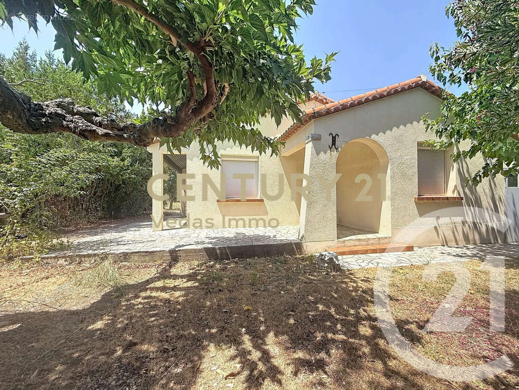Maison 71 m² à Cournonterral  - photo 8