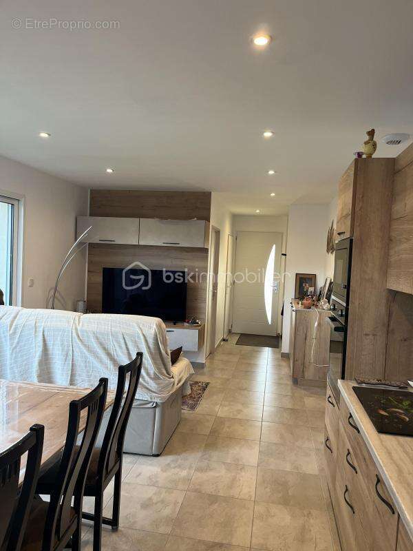 Maison à TIGNIEU-JAMEYZIEU