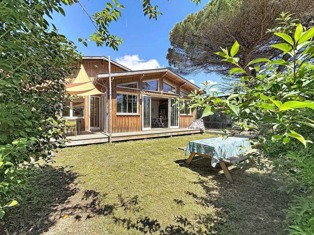 Maison à LE TEICH