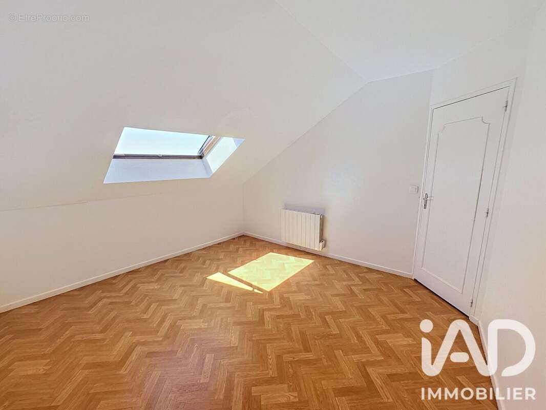 Appartement 73 m² à Reims  - photo 3