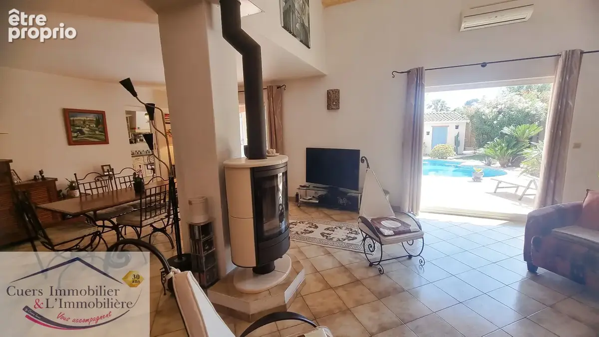 Hyeres -almanarre villa t4 d'environ 129m2 avec piscine - photo 14