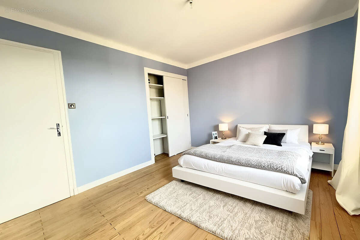 Maison à CHATEAUNEUF-DE-GALAURE