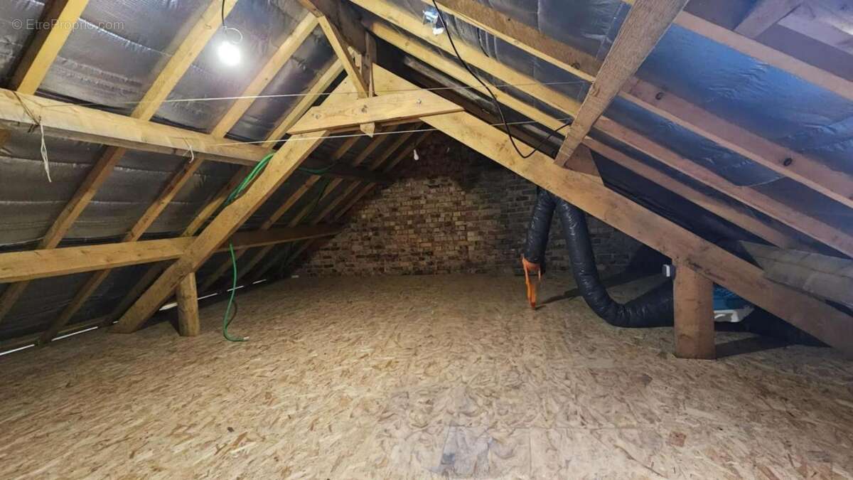 Maison rénovée – 3 chambres – Terrain clos –  AUBIGNE RACAN (72) - photo 12