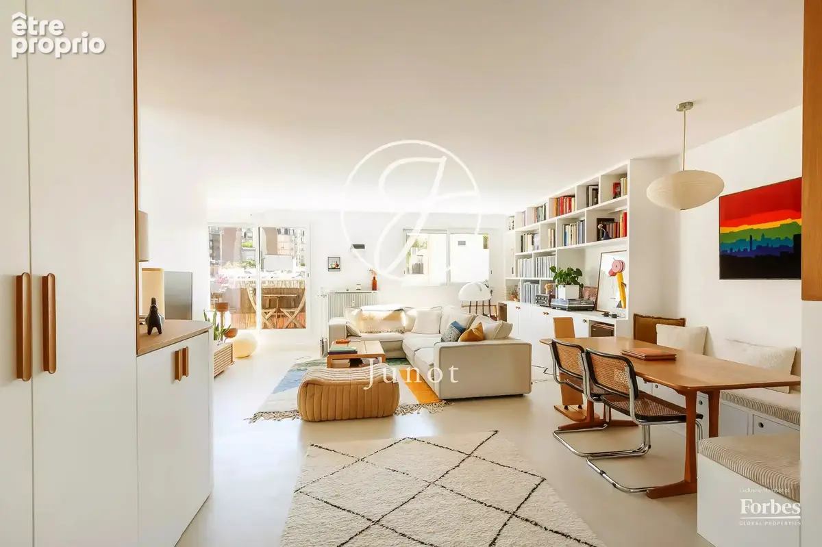 Paris 18e - MARCADET / LAMARCK - Appartement - 3 pièces - 80,03m² Carrez - 2 chambres -  Terrasse et 2 balcons de 29m² - Dernier - photo 8