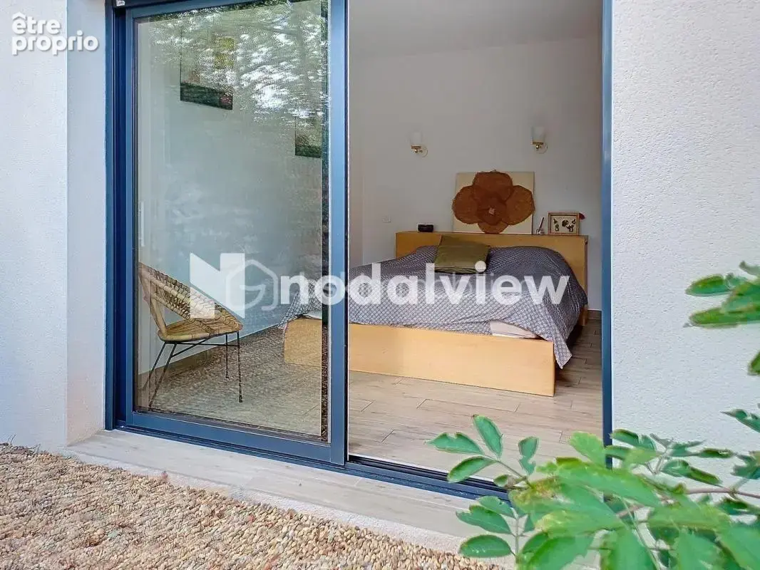 *** Villa d’architecte avec piscine à débordement et T2 indépendant - grand garage – proche Pic Saint-Loup / Montpellier Nord –  - photo 14
