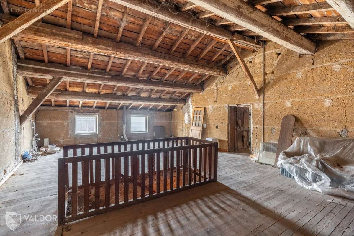 Maison à FAREINS