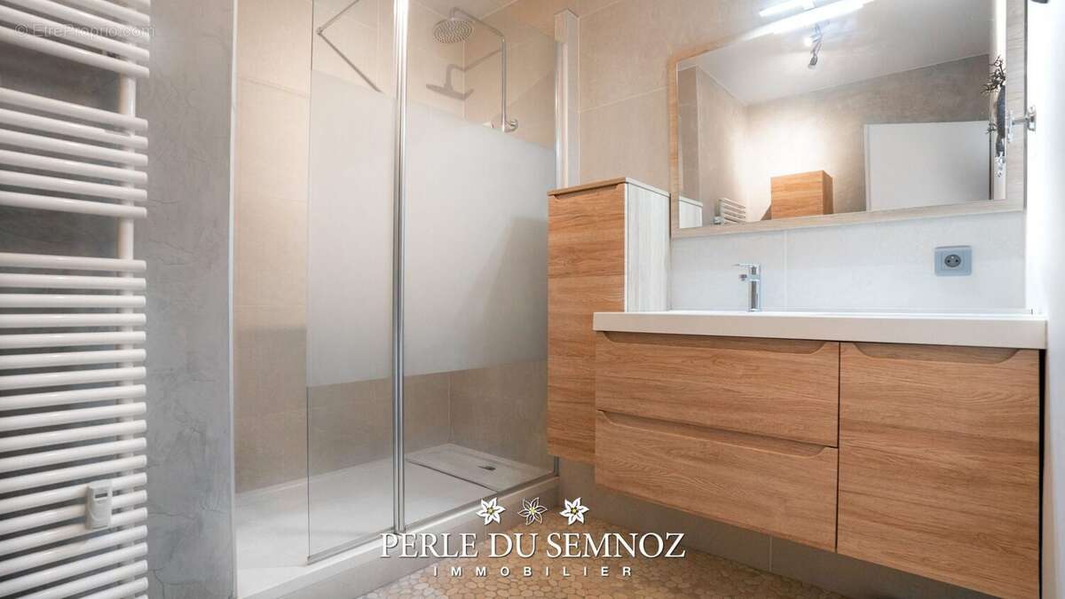 Appartement à SEYNOD