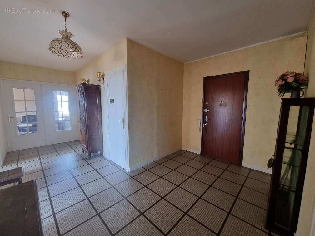 Appartement à TASSIN-LA-DEMI-LUNE