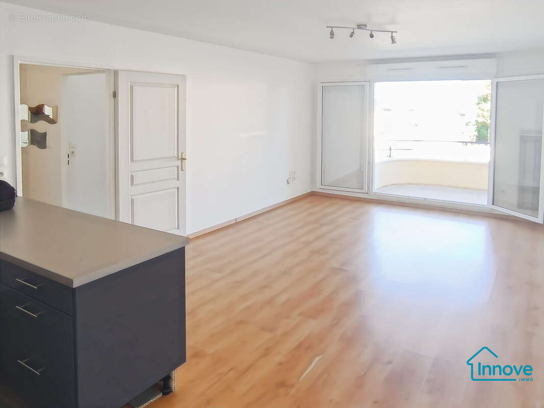 Appartement à PERSAN