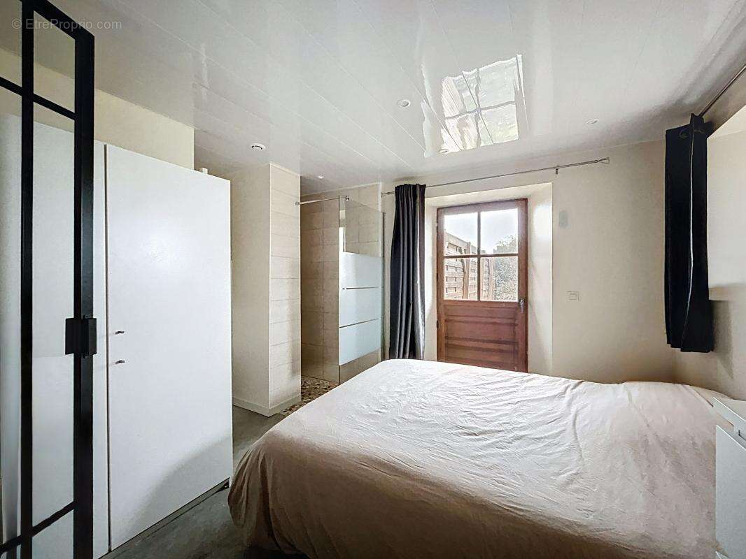 Appartement à LA ROCHE-SUR-FORON