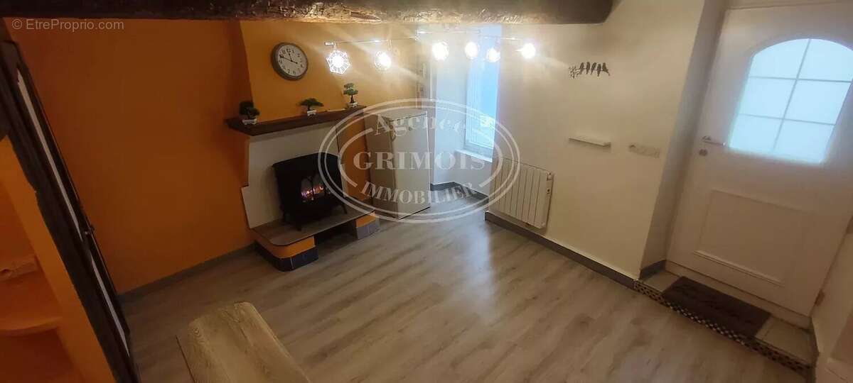 Appartement à CONILHAC-CORBIERES