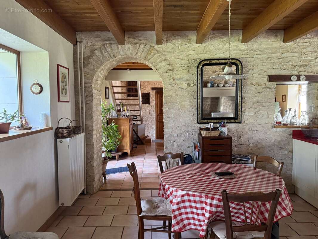 Maison à CUHON
