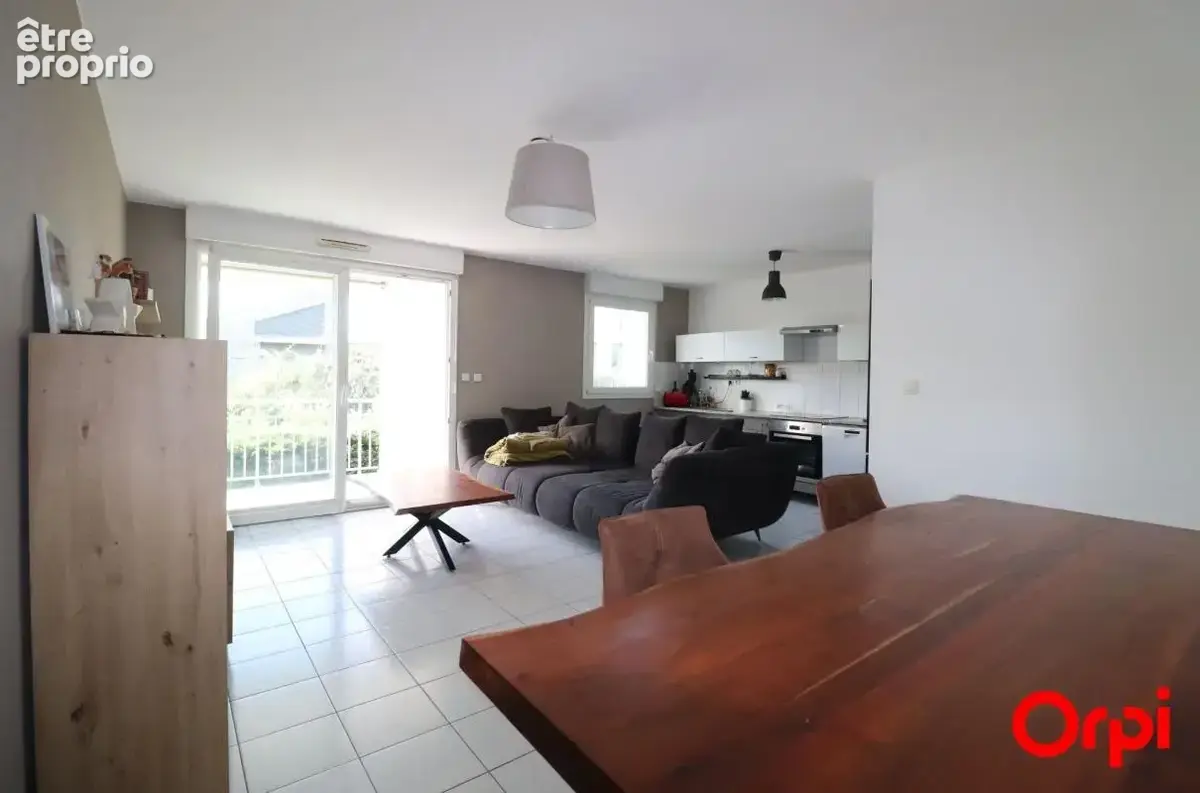 À vendre appartement 3 pieces a strasbourg-stockfeld avec balcon, garage et cave - photo 2