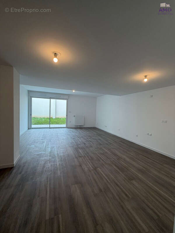 Appartement 64 m² à Orleans  - photo 2