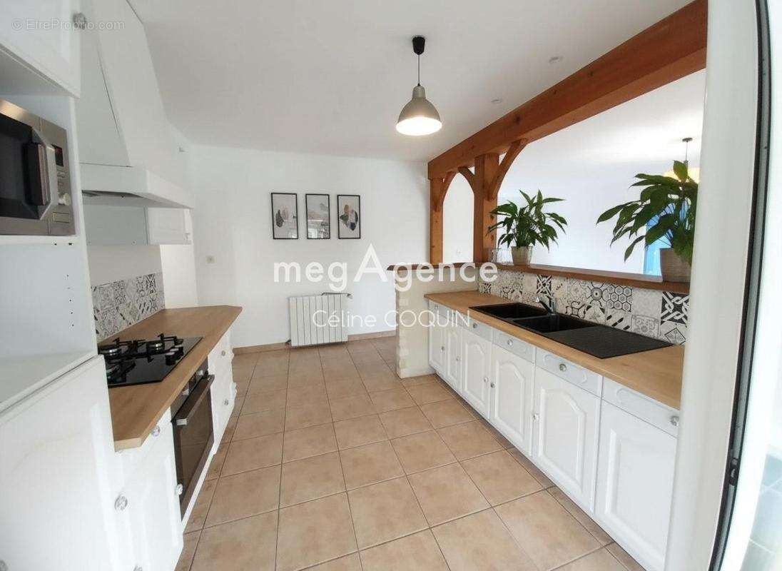 Maison de plain-pied 120 m² – 3 chambres – Garage – Terrain 1 114 m² – Fort potentiel d'évolution - photo 5