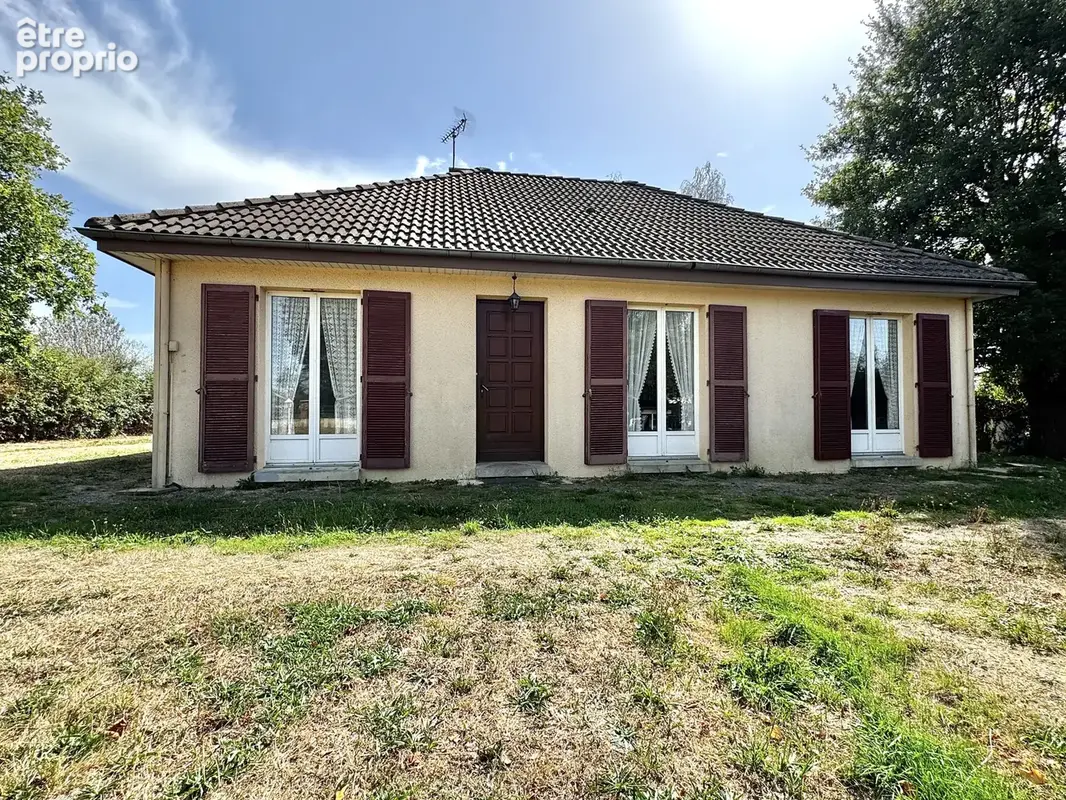 Photo Maison à Mazirat au prix de 82 000€