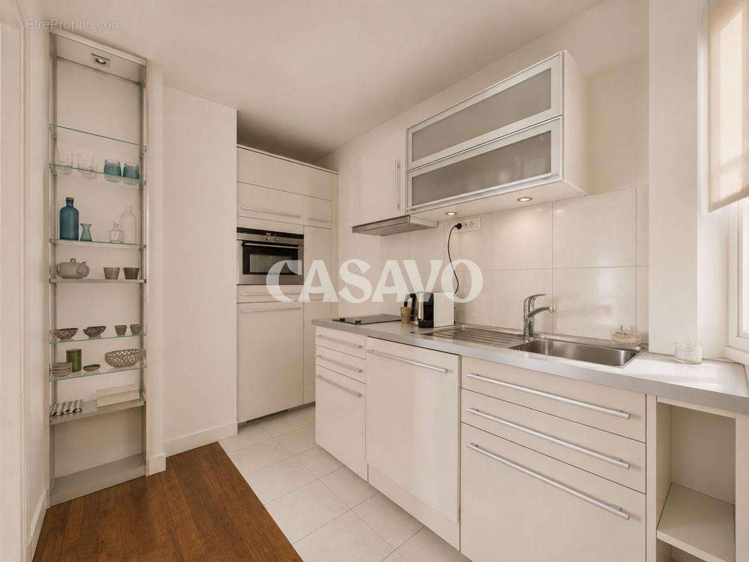 Appartement à PARIS-7E