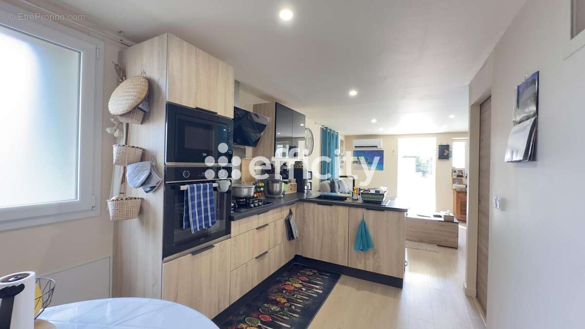 Maison à PIERRELATTE