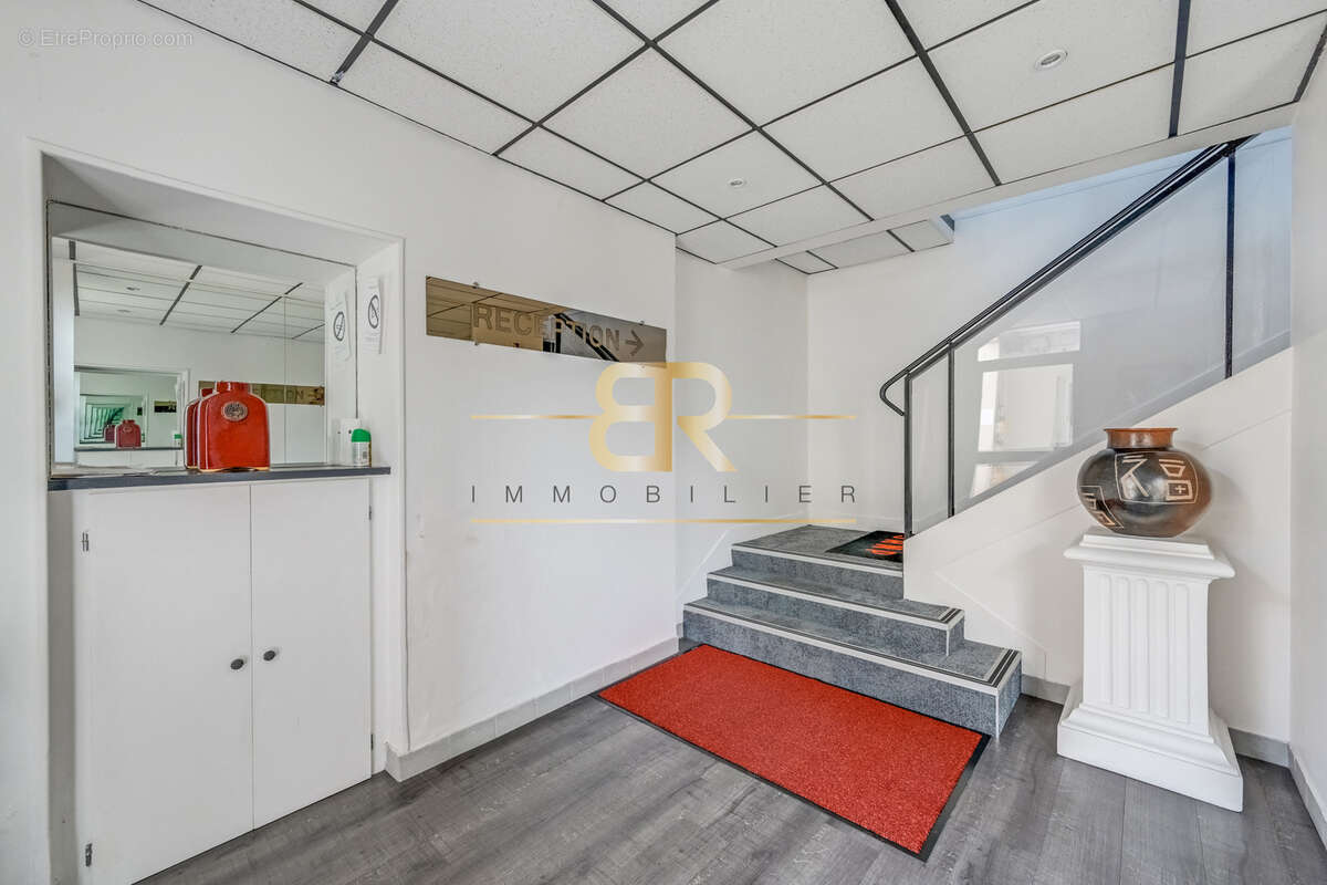 Commerce à SAINT-MAUR-DES-FOSSES