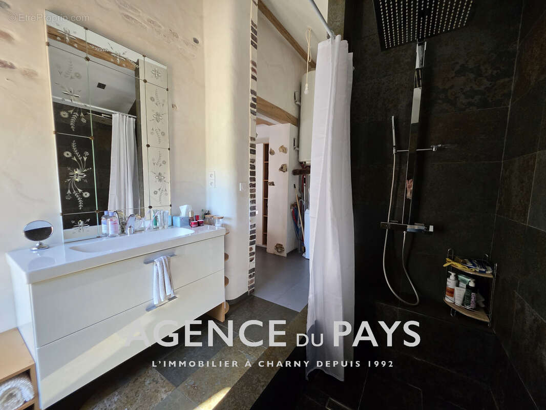 Maison à CHAMPCEVRAIS