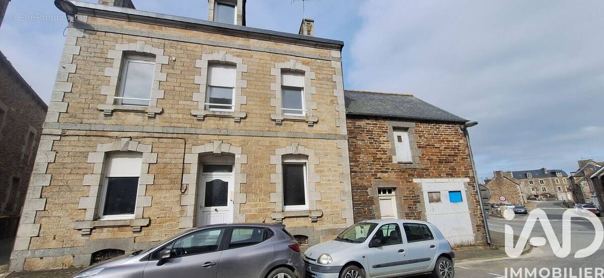 Photo 1 - Maison à PLENEE-JUGON