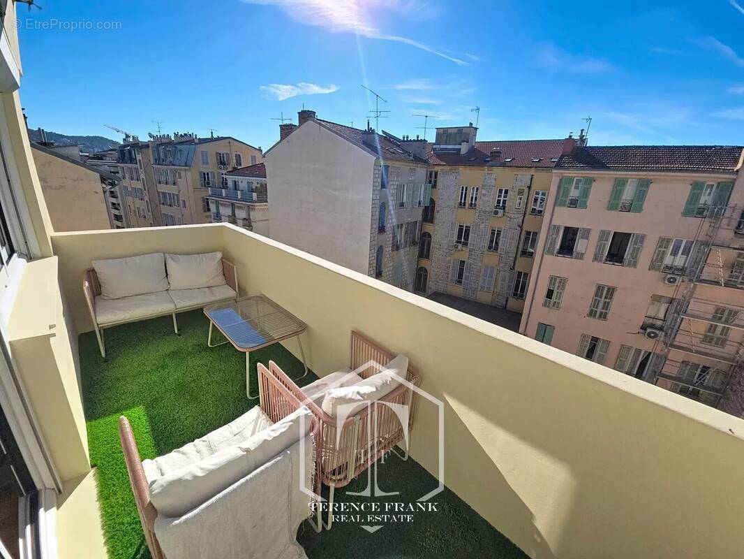 Appartement à NICE