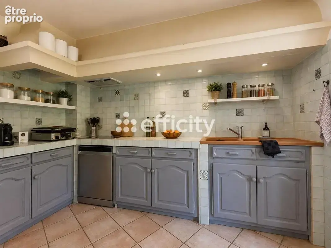 Maison 6 pièces 136 m² à vendre à Le Castellet (83330) - photo 8