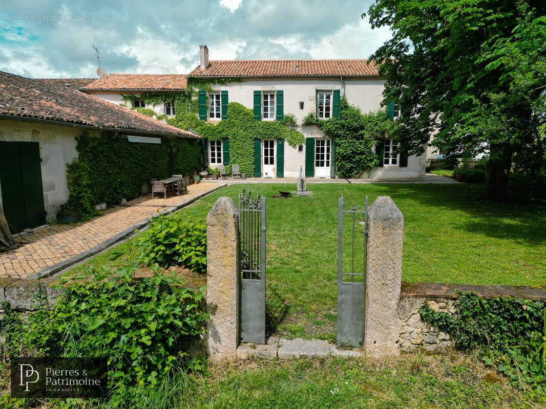 Maison à NERAC