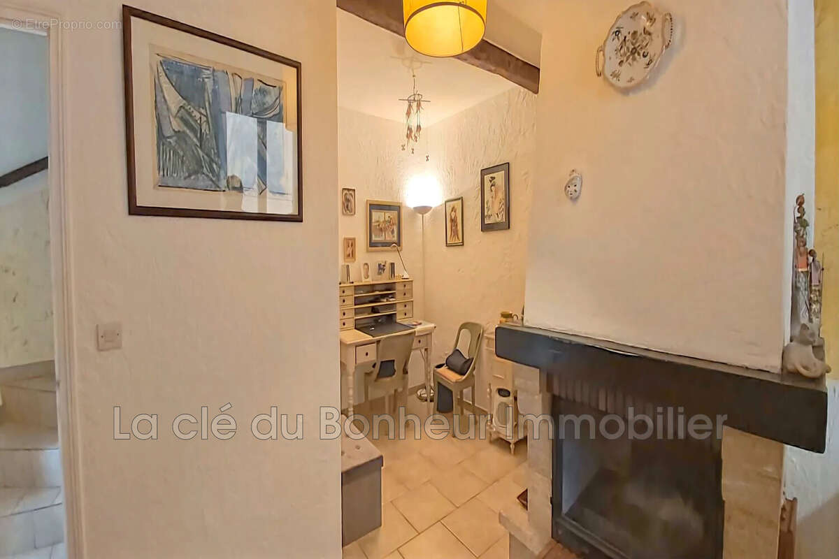 Maison 74 m² à Riez  - photo 6