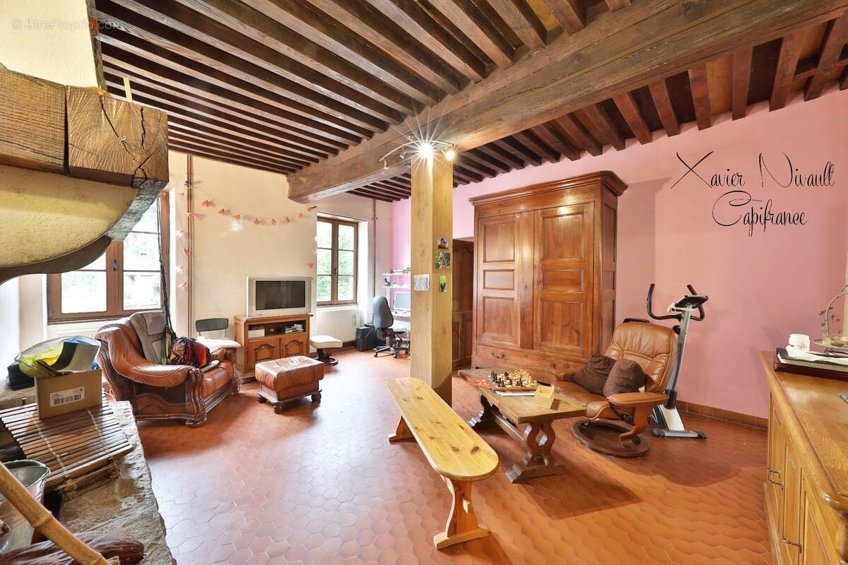 Maison à vendre 6 pièces proche de SAINT TRIVIER DE COURTES (01) - photo 9