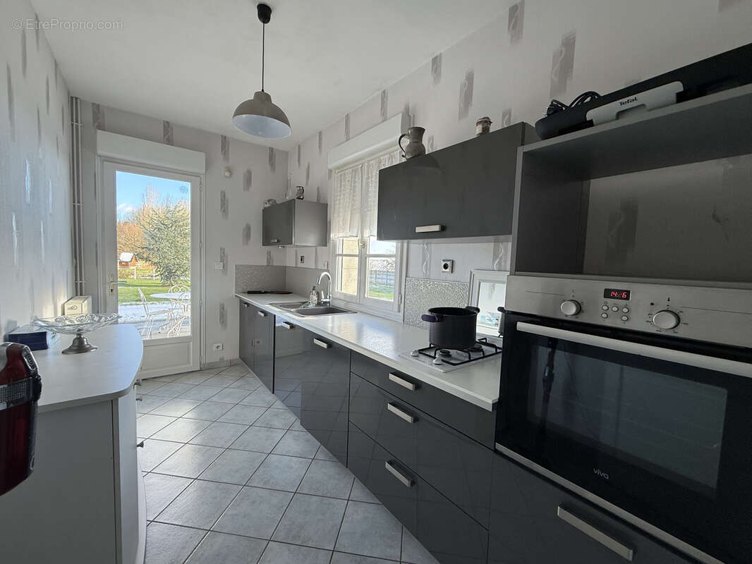 Maison à POIX-DE-PICARDIE