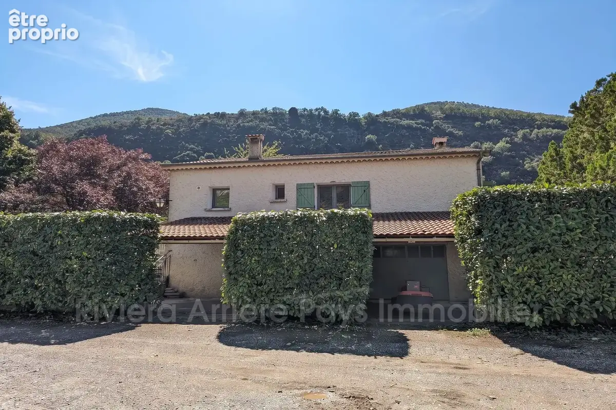 Maison 115 m² à Entrevaux  - photo 8
