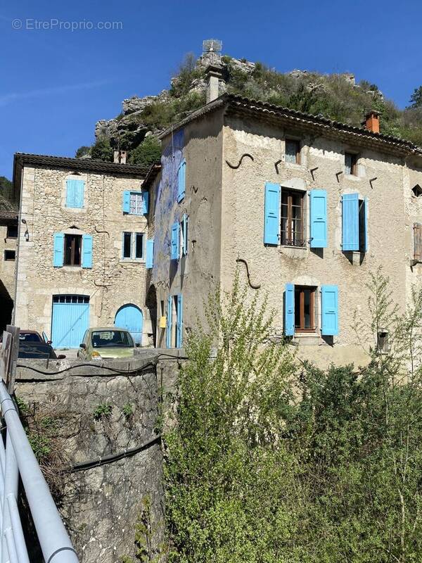 Maison à PONTAIX