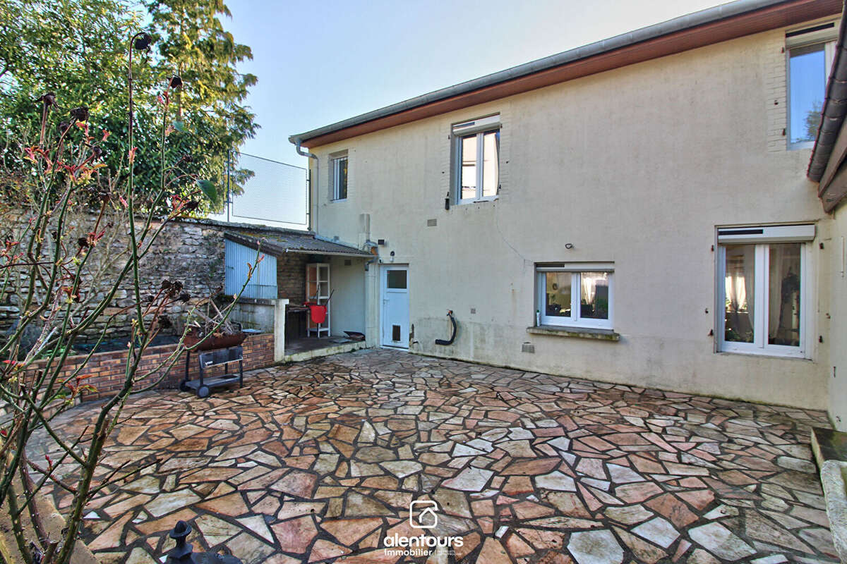 Maison à GONDREVILLE