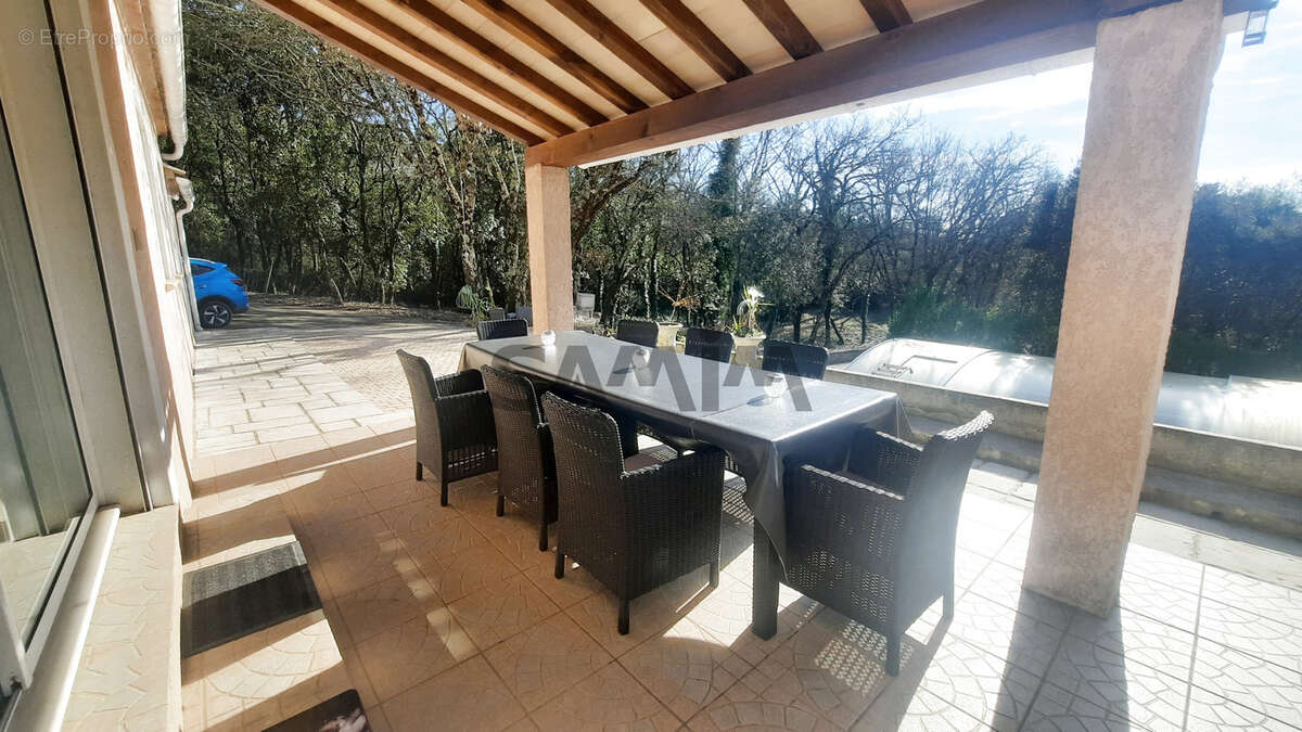 Maison à QUISSAC
