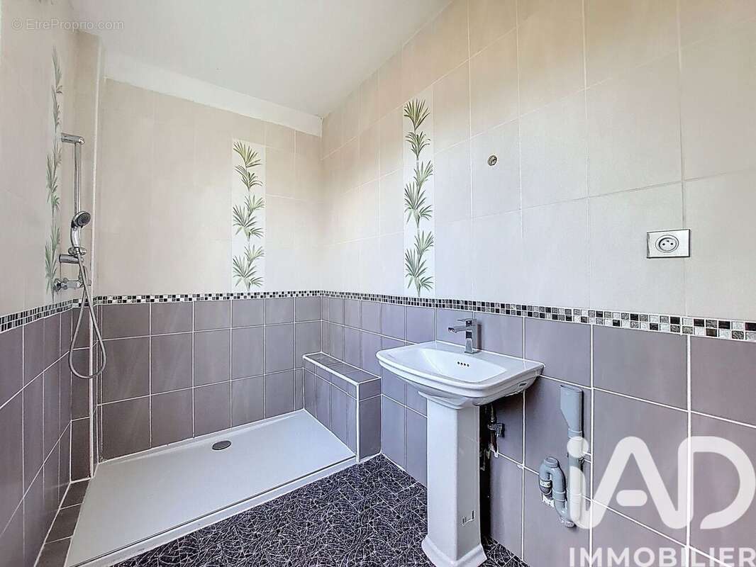 Photo 8 - Maison à VILLERS-ECALLES