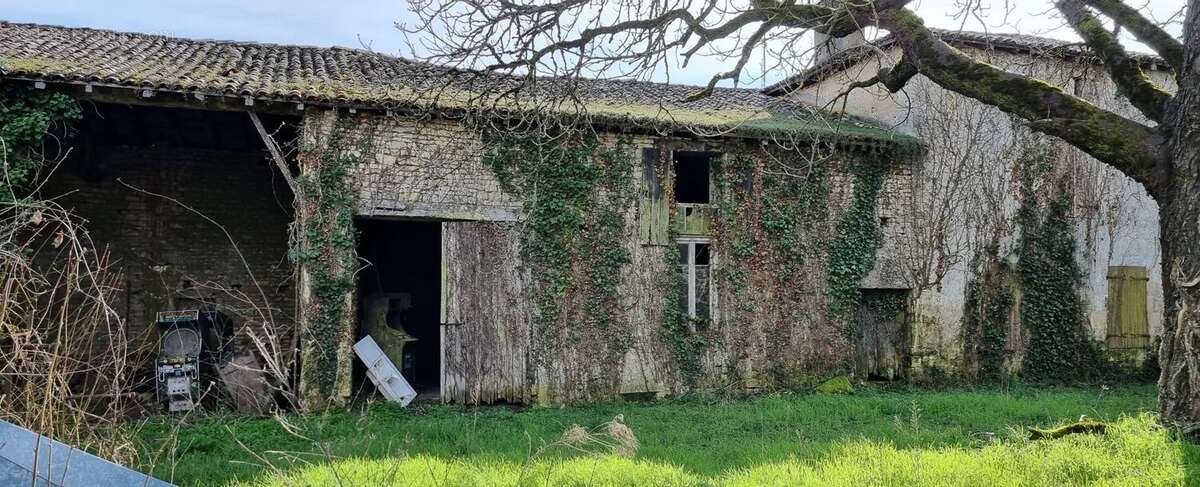 Maison à SAUZE-VAUSSAIS