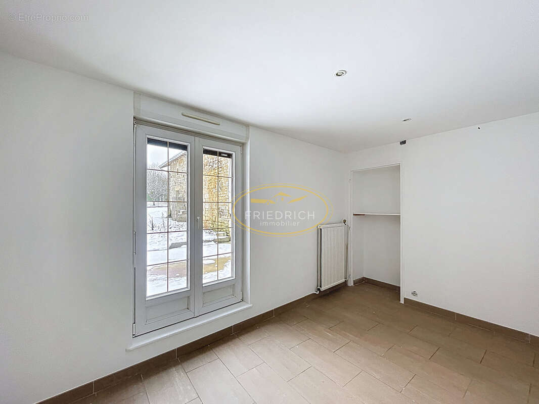 Maison à HEVILLIERS