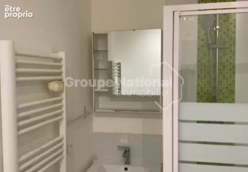 NÎMES Quartier Hoche-Sernam Immeuble de 3 appartements avec garage et cour - photo 14