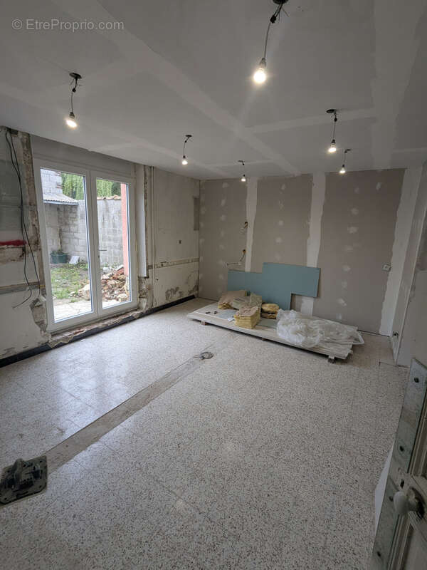 Maison à METZ-EN-COUTURE