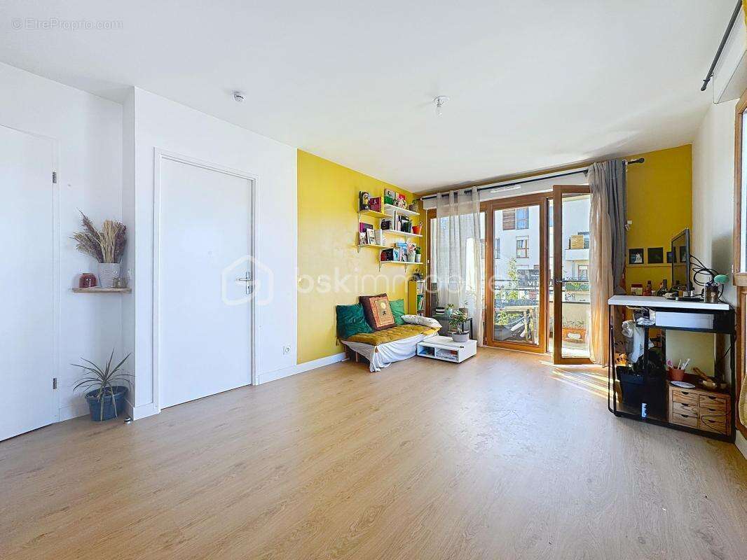 Appartement à BOIS-D'ARCY