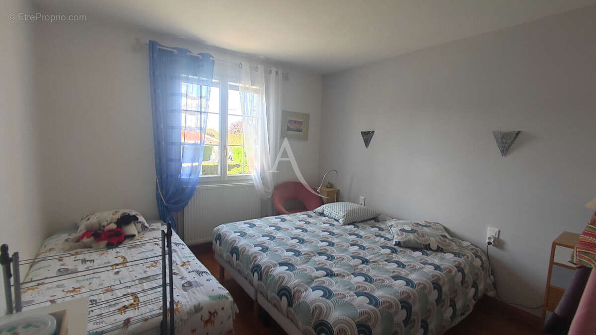 Maison à LA GENETOUZE