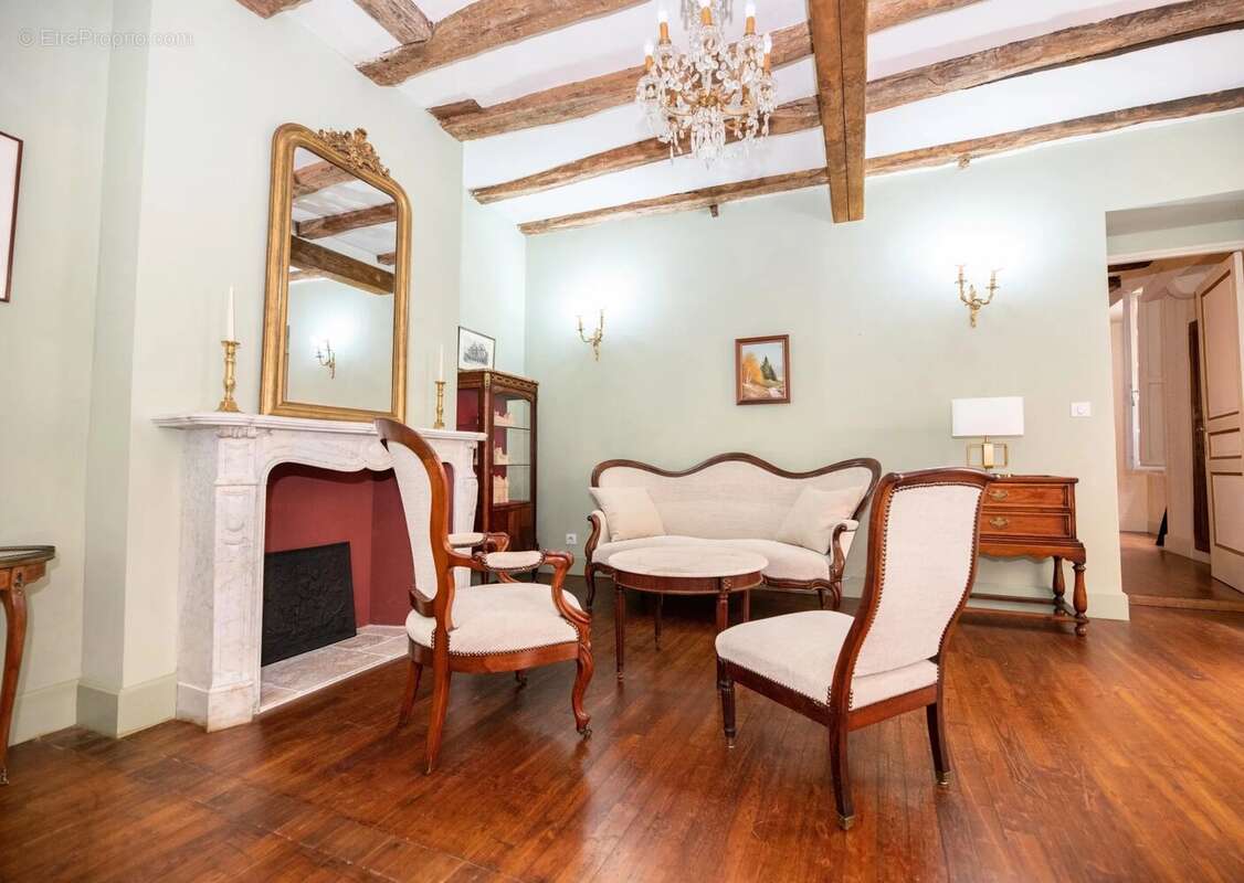 Maison à SARLAT-LA-CANEDA