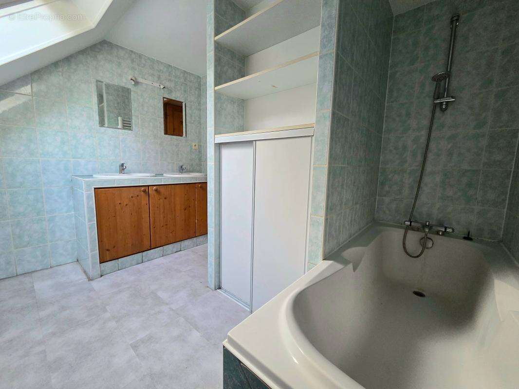 Appartement à SAINT-LAURENT-DU-PONT