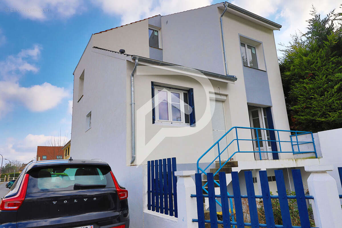 Maison à CARRIERES-SUR-SEINE