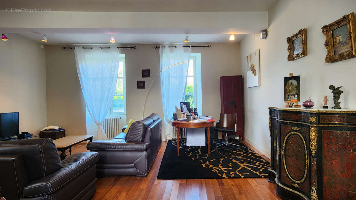 Maison à SAINT-ANDRE-DE-CUBZAC