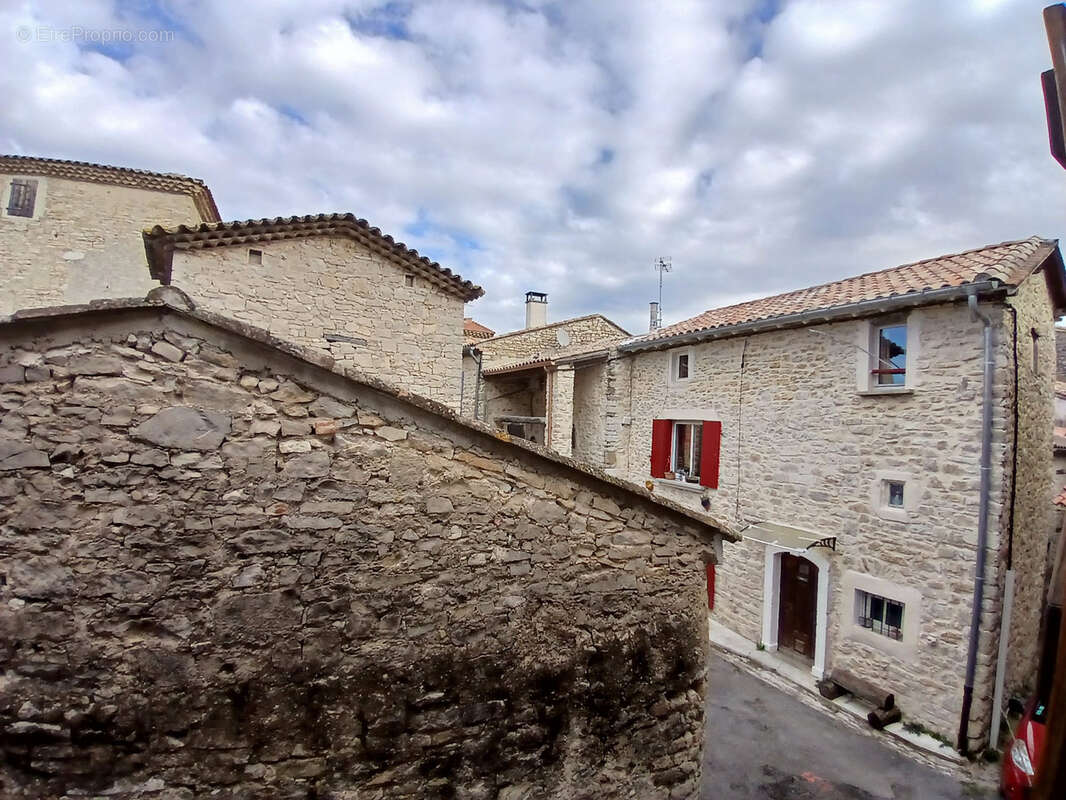 Maison à CANAULES-ET-ARGENTIERES