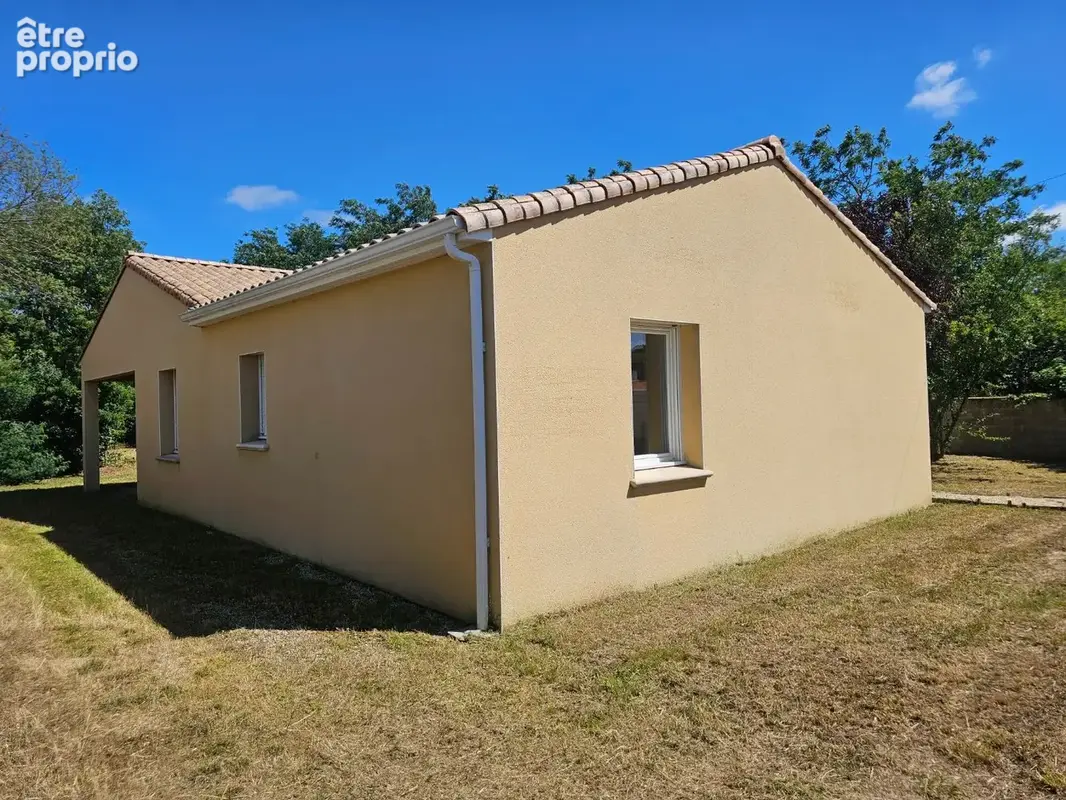 Maison 123 m² à Challans  - photo 4